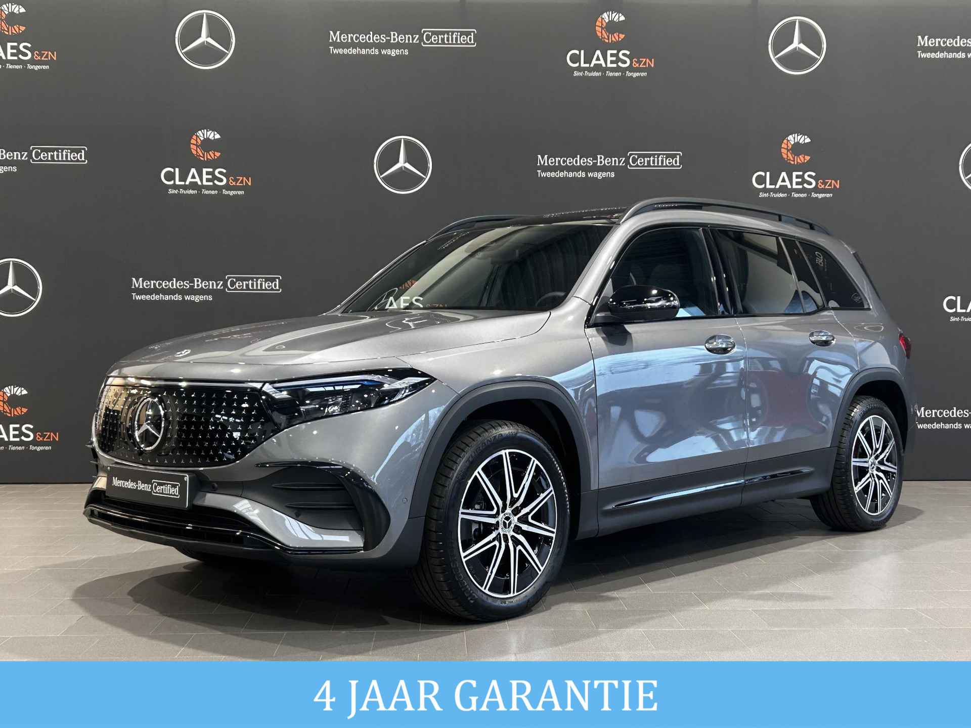 EQB 300 4MATIC AMG Line